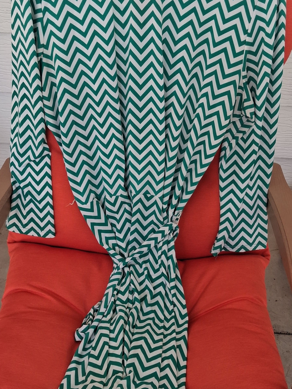 Leota Women's Geometric Tunic in Green & White US Size 22/24